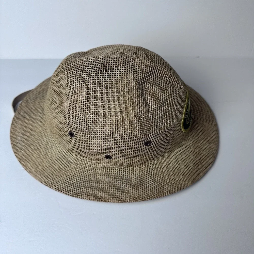 Walt Disney Attractions  Animal Kingdom Kilimanjaro Safaris Hat. Adjustable.